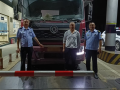 隨州市交通運(yùn)輸綜合執(zhí)法支隊(duì)與公安交警深夜聯(lián)動(dòng)整治“百噸王”