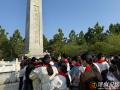 緬懷革命先烈 厚植愛國情懷——隨縣萬和鎮(zhèn)桃園中學(xué)開展清明節(jié)祭掃活動